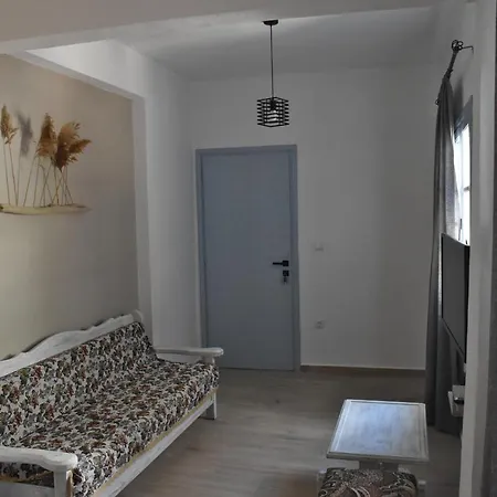 Voula's House Гостевой дом Скиатос