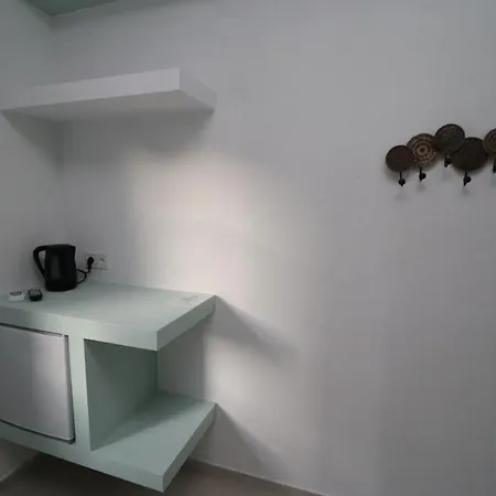 Πανσιόν Voula's House