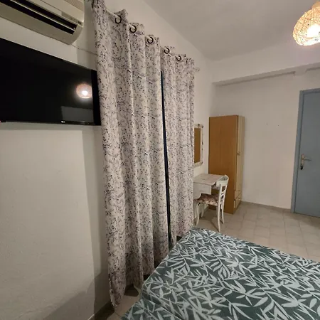 Voula's House Skiathos Town
