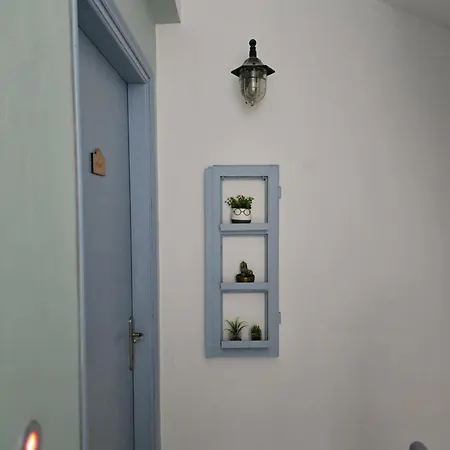 בית הארחה Voula's House *