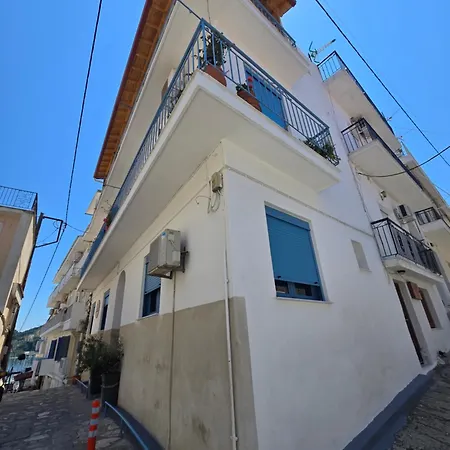 Voula's House בית הארחה