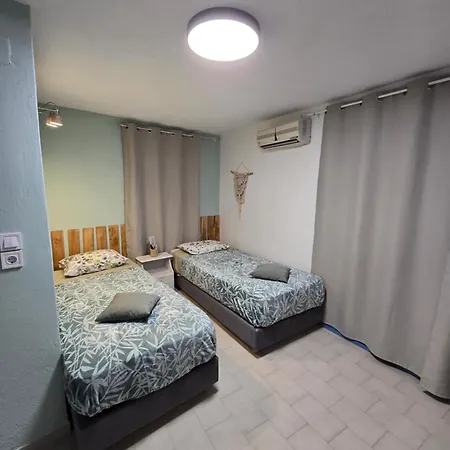 Voula's House 招待所